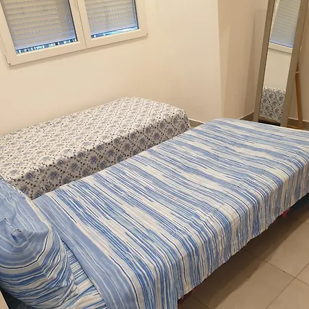Апартаменты Renove 2023 Proche Aeroport 5min, Gare Sncf 2 Min, Tramway Au Pied De L'immeuble , Parking Possible, Renovated 2023 Near The Airport 5 Min, Train Station 2 Min, Tram Next To The Building 1 Min, Parking Possible Ницца