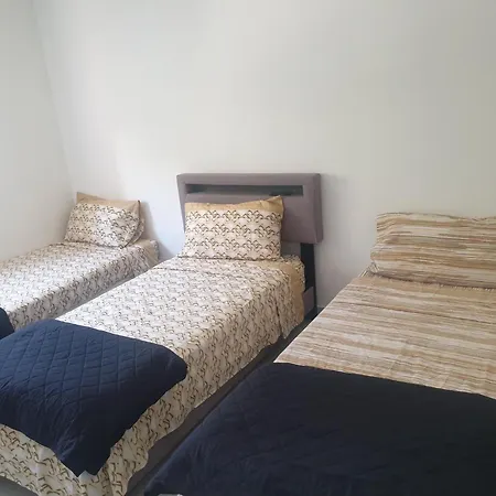 Апартаменты Renove 2023 Proche Aeroport 5min, Gare Sncf 2 Min, Tramway Au Pied De L'immeuble , Parking Possible, Renovated 2023 Near The Airport 5 Min, Train Station 2 Min, Tram Next To The Building 1 Min, Parking Possible Ницца